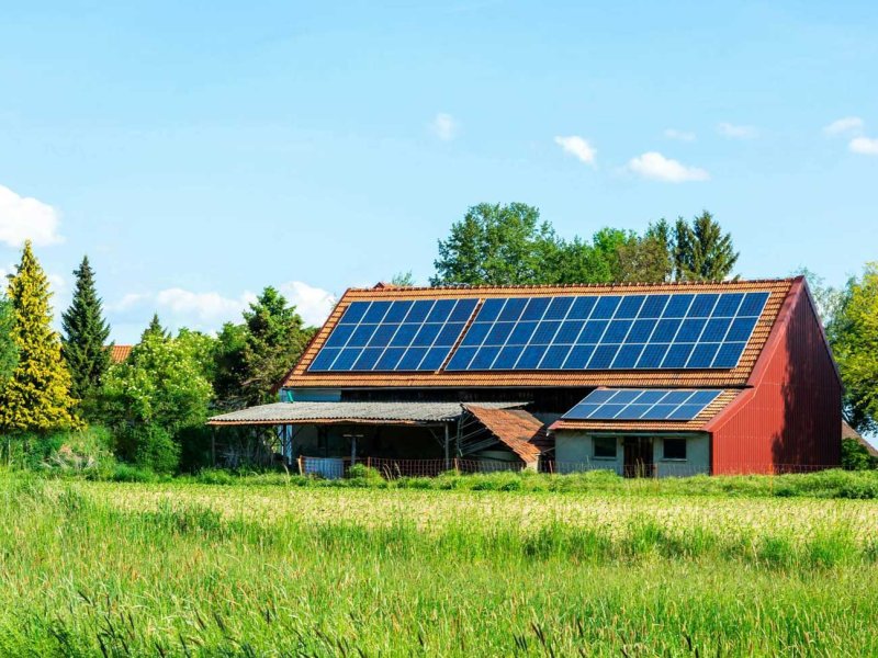 green-energy-with-solar-collectors-(2)